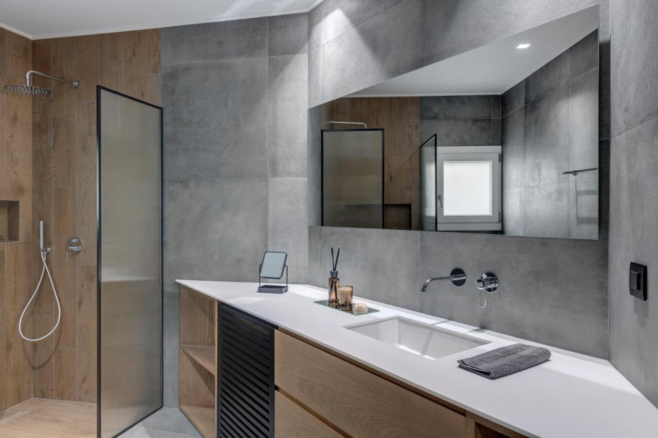 Argento Urban Apartment